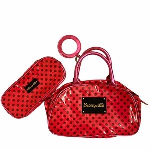 Betsey Johnson Betseyville Makeup Bag Set with Mirror
